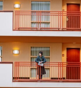 personne cherchant un appartement